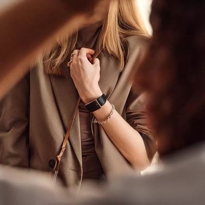 Кожаный люксовый ремешок Whoop LeatherLuxe Tapered 5.0 Black with Titanium - фото 51014